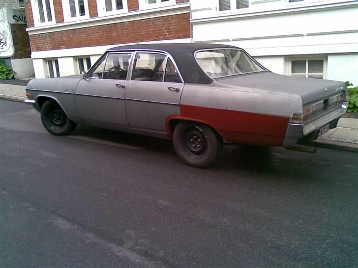 Opel Admiral - Olsen-banden-look ;) billede 4