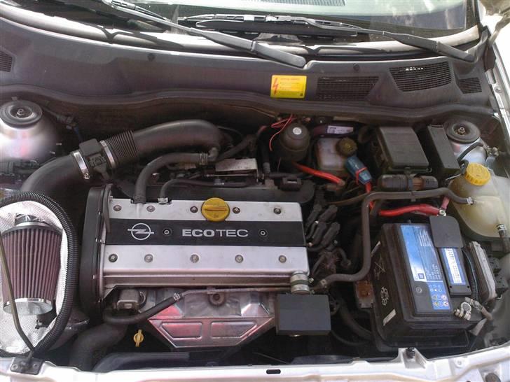 Opel Astra 2.0 16v Sport billede 5