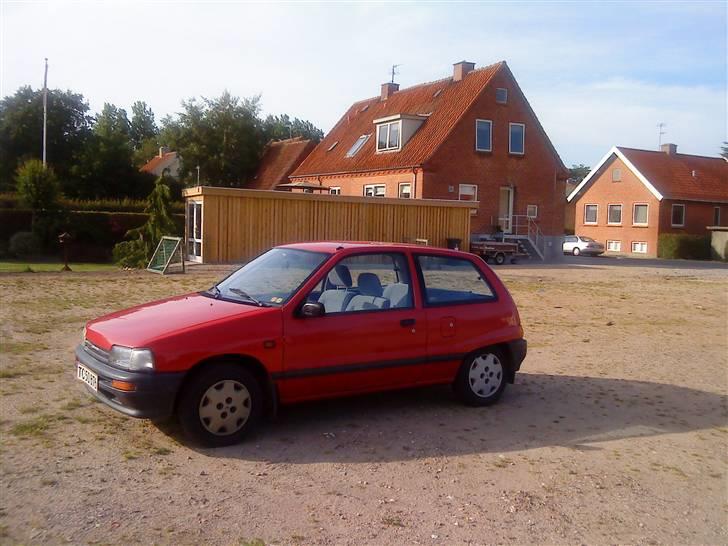 Daihatsu Charade 1.0 aut. (Solgt) billede 1