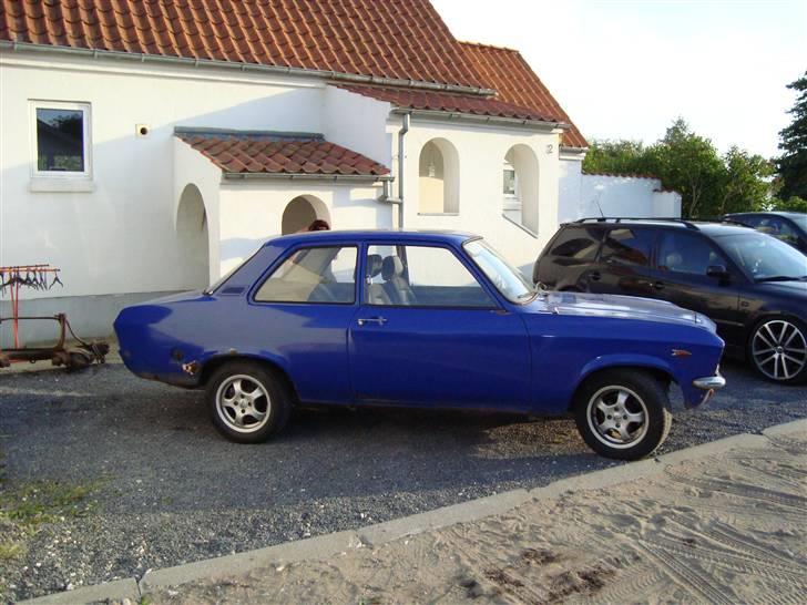 Opel Ascona a xxxsolgtxxx billede 3