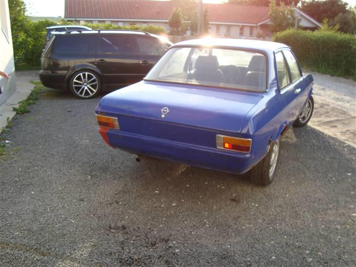 Opel Ascona a xxxsolgtxxx billede 4
