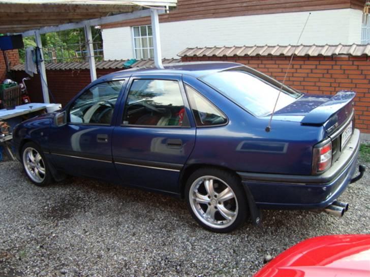 Opel vectra a 2,5 v6 billede 2