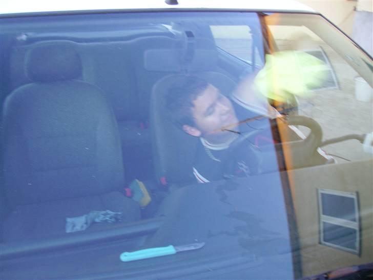 Citroën Xantia 1.8i (Skrottet) - Altså måtte forruden også pudses indvendigt. billede 8