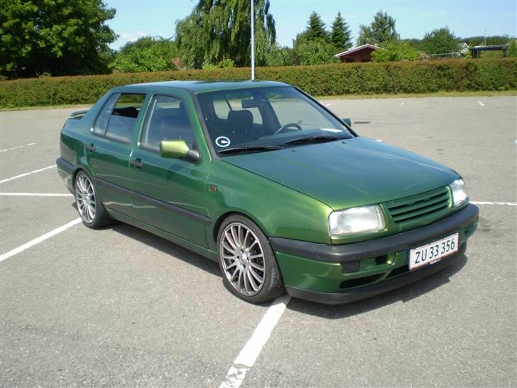 VW Vento  (solgt) - Sommer 09. Desværre uden angel eys da de er blevet væk. :( billede 10