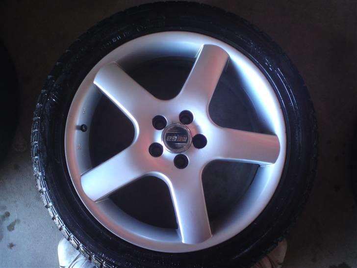 Toyota Carina E T19 solgt billede 2