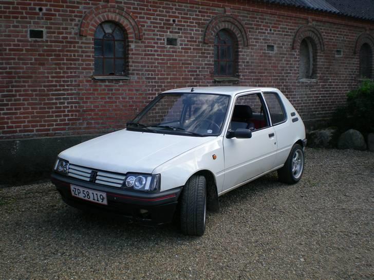 Peugeot 205 1,1  (solgt) billede 13