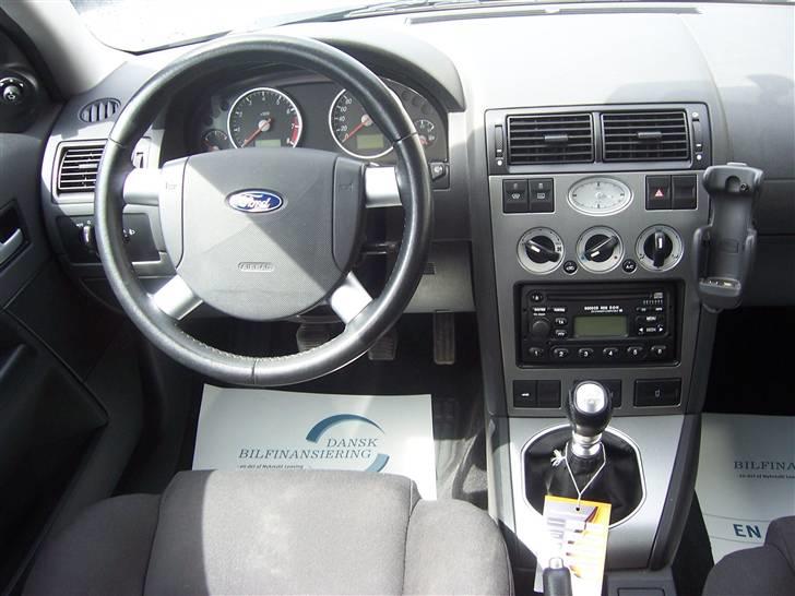 Ford Mondeo Trend - forhandler billede inden jeg havde skrevet under  billede 4