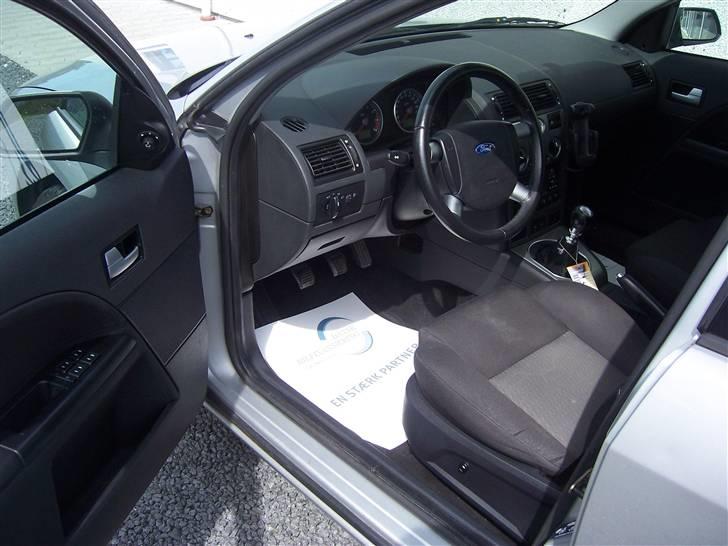 Ford Mondeo Trend - forhandler billede inden jeg havde skrevet under  billede 5