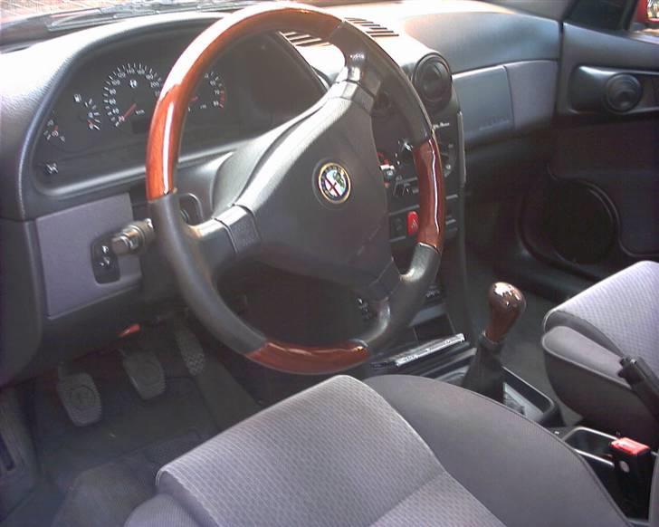 Alfa Romeo 146, 1,8 Zender billede 7