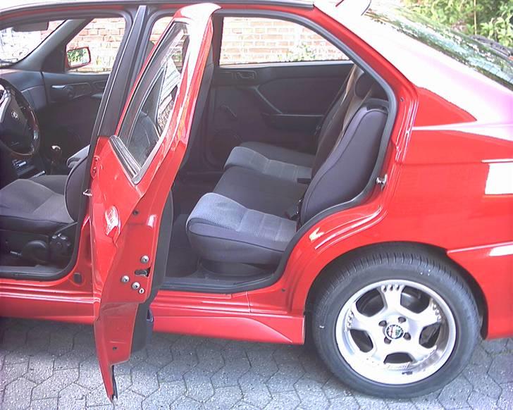 Alfa Romeo 146, 1,8 Zender billede 11