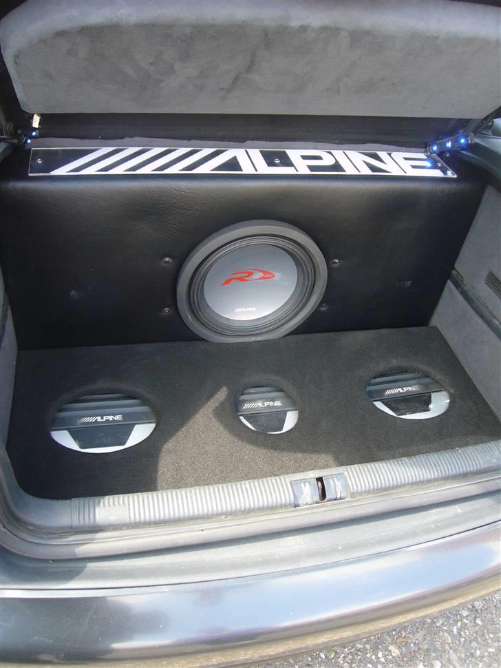 Audi A3 1,8T - Solgt - Alpine.. Jooe det spiller ;) billede 17