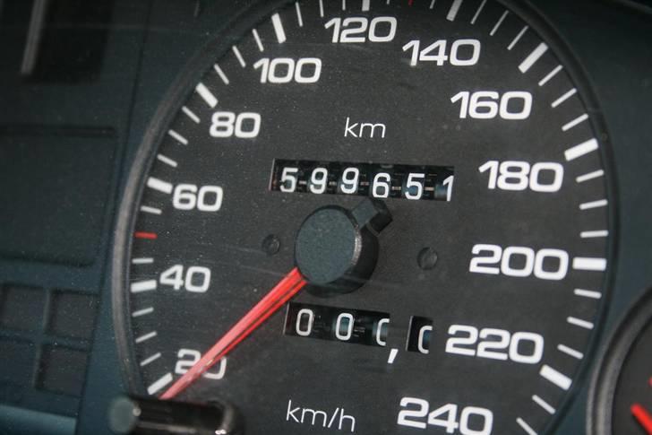 Audi 100 2.5 TDI Avant SOLGT - Audi´en er kun lige kørt til! :P haha.. Den nye motor har gået 70.000 km billede 5