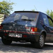 Peugeot 205 1.6 GTi