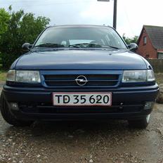 Opel Astra F stc 1,6i *Solgt*