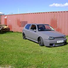 VW golf TDI  *SOLGT*