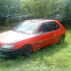 Peugeot 306 xs 1,6 solgt