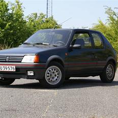 Peugeot 205 1.6 GTi