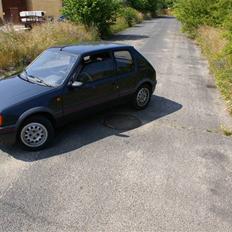 Peugeot 205 1.6 GTi