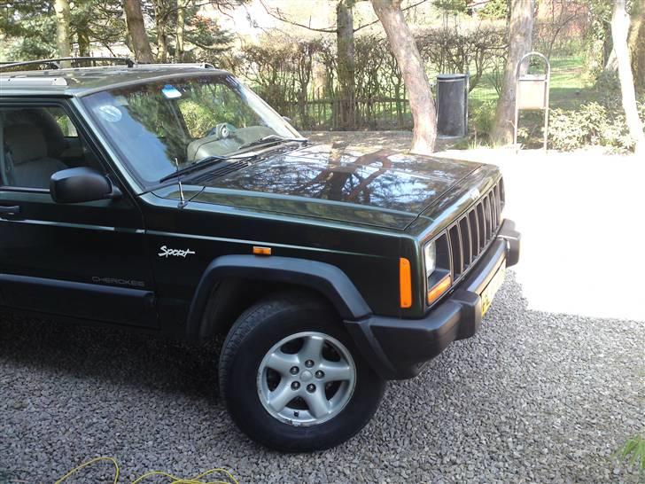 Jeep cherokee sport SOLGT billede 4