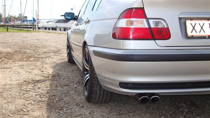 BMW 330i solgt billede 7