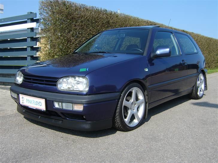 VW Golf IV 2,3 VR5 Highline - Lige et billede af min Golf III Pink Floyd billede 13