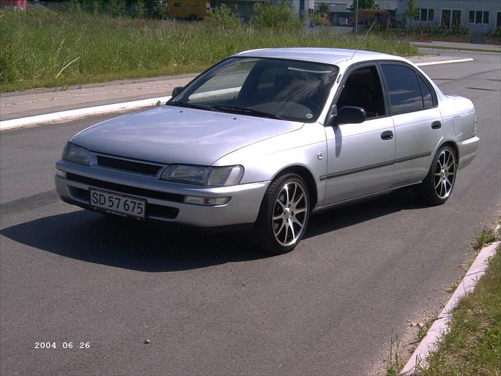 Toyota Corolla 1,6 XLI Solgt billede 2