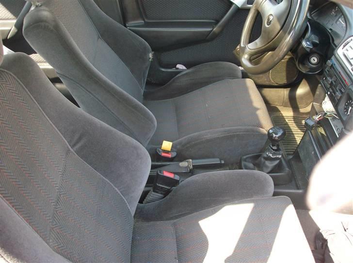 Opel Vectra A 2.0 8 v billede 9