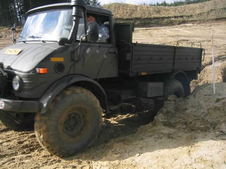 Mercedes Benz unimog 416 billede 18