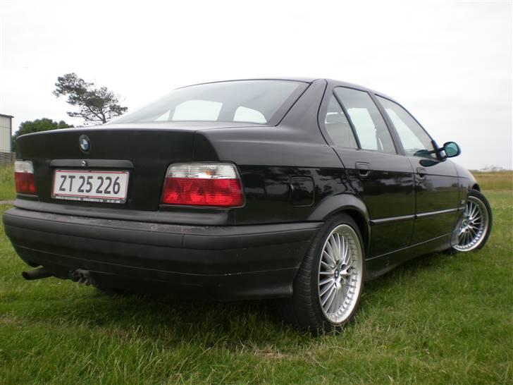 BMW e36 320i *Solgt* billede 5