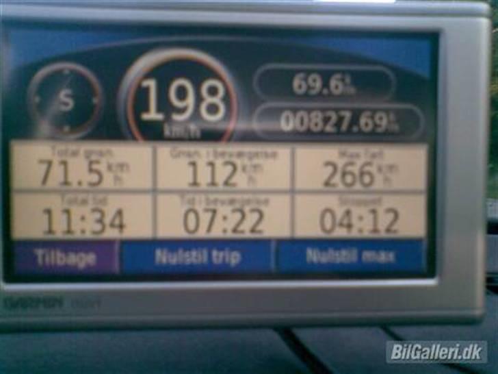 VW passat limosine - 266 på gpsen så går den på begrænseren :)  billede 4