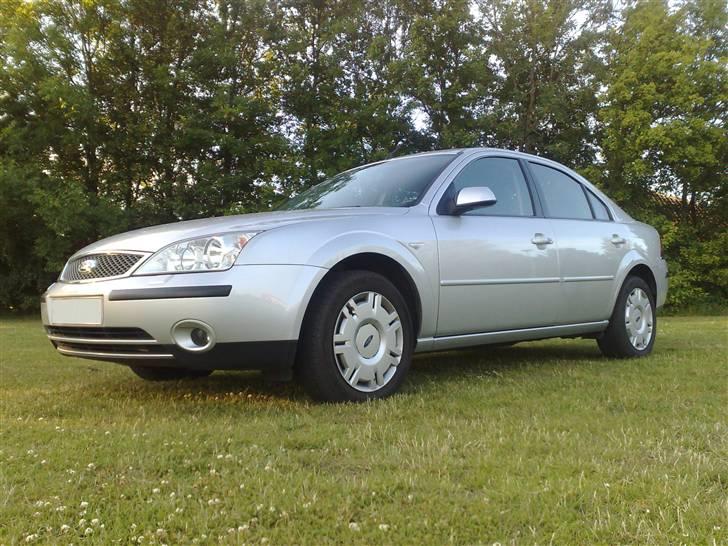 Ford Mondeo 1,8 Trend billede 2
