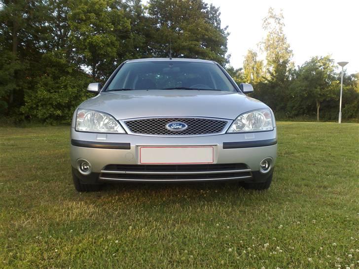 Ford Mondeo 1,8 Trend billede 3
