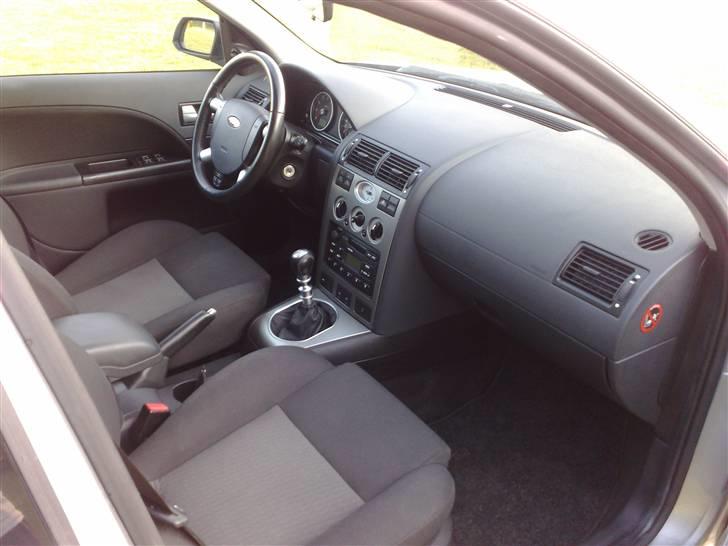 Ford Mondeo 1,8 Trend billede 8
