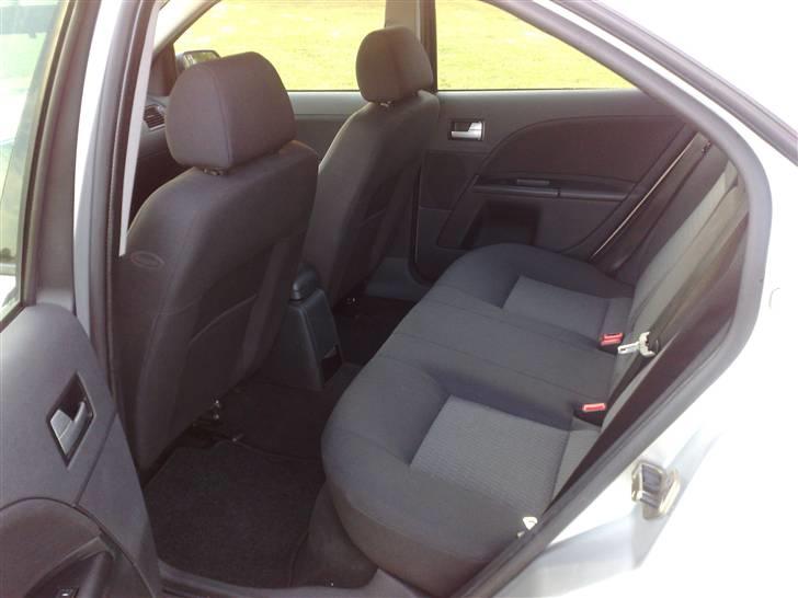 Ford Mondeo 1,8 Trend billede 10