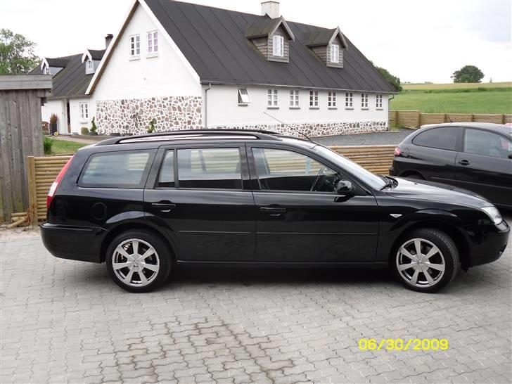 Ford Mondeo 2,0 Trend  *Solgt* billede 5