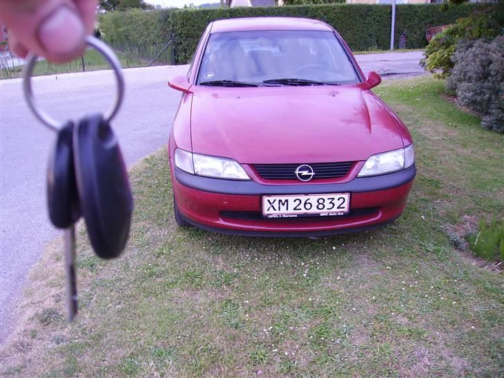 Opel vectra b 1997 solgt! billede 1