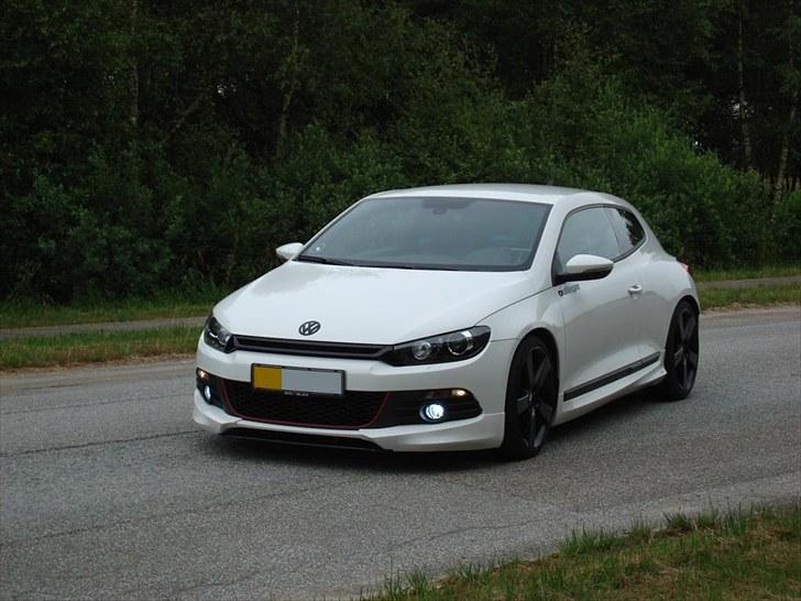 VW Scirocco 2,0 TDI DSG [SOLGT] billede 1