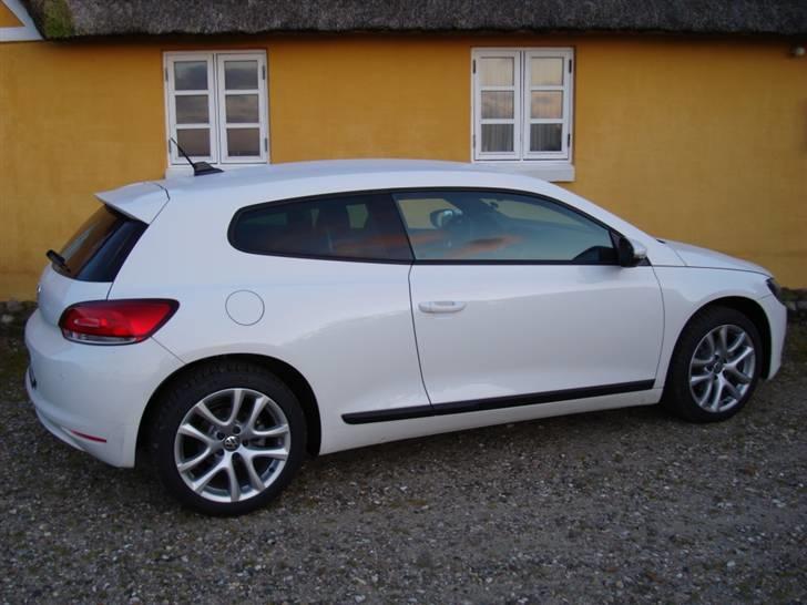 VW Scirocco 2,0 TDI DSG [SOLGT] - Med vinter hjul billede 12