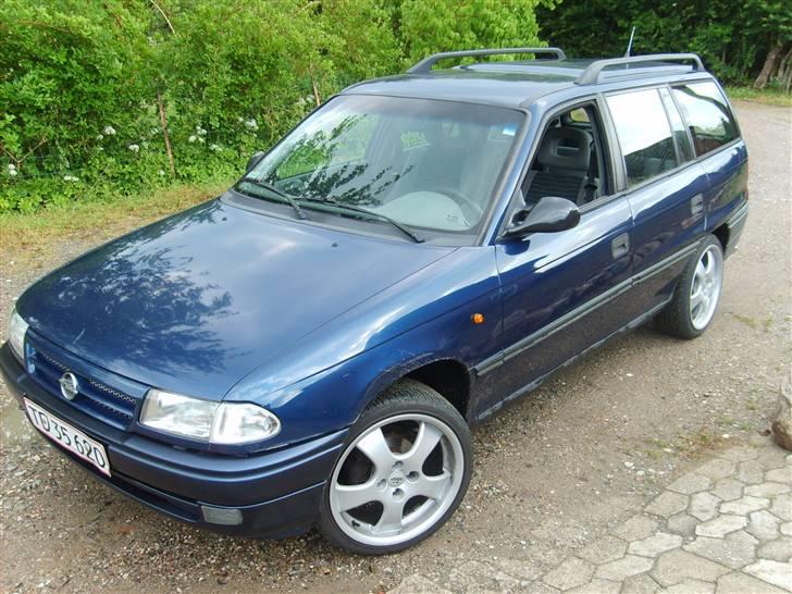 Opel Astra F stc 1,6i *Solgt* billede 3