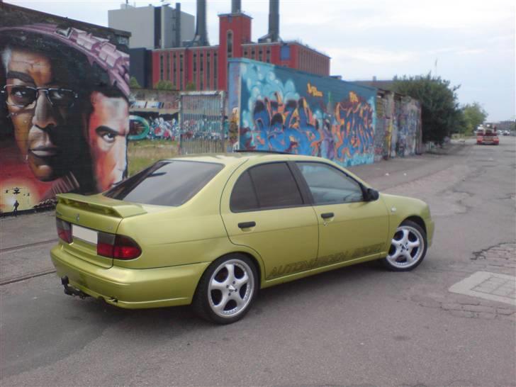 Nissan Almera SR billede 18