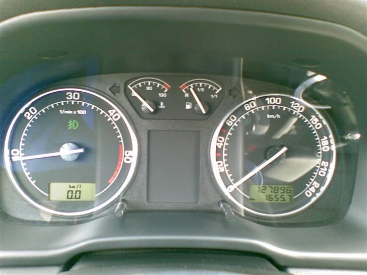 Skoda octavia "SOLGT" billede 9