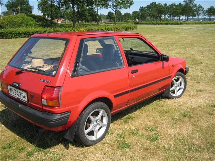 Toyota Starlet 1,0 EP70 *SOLGT* billede 7