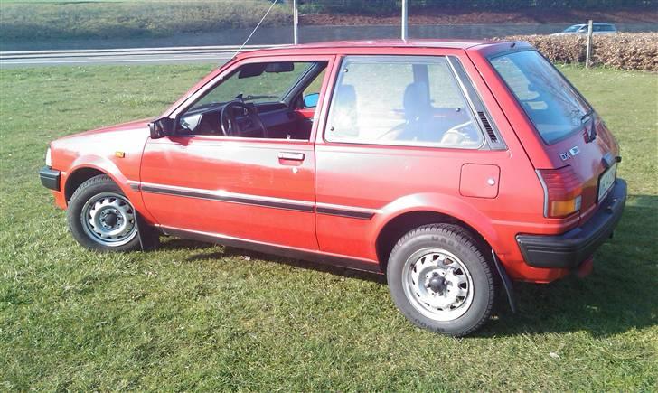 Toyota Starlet 1,0 EP70 *SOLGT* - Et billede fra en af de første dage jeg havde den. billede 20