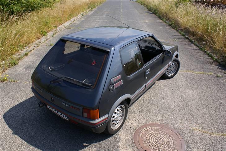 Peugeot 205 1.6 GTi billede 6