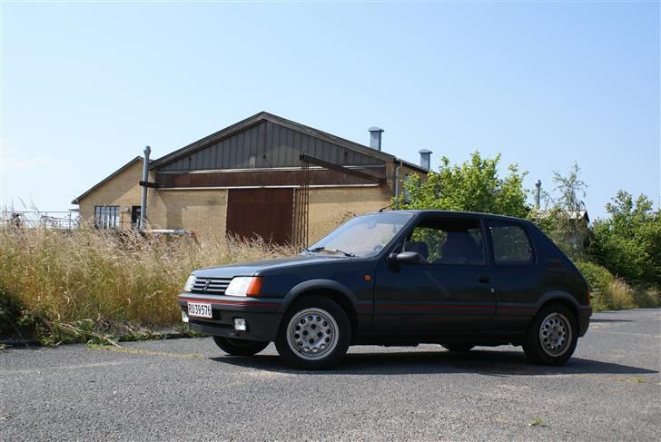 Peugeot 205 1.6 GTi billede 7