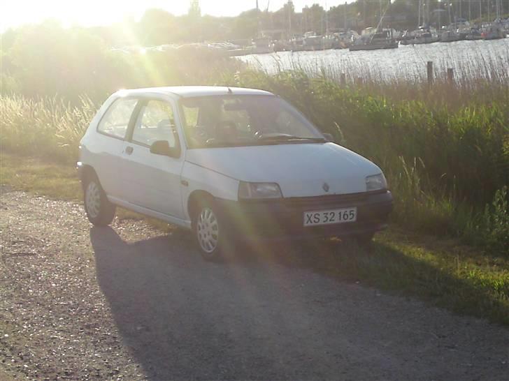 Renault Clio """" SOLGT """" billede 1