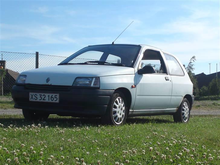 Renault Clio """" SOLGT """" billede 4