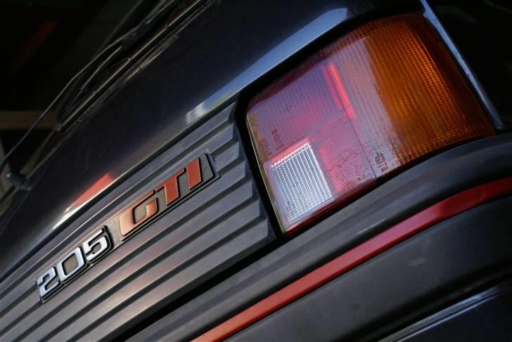 Peugeot 205 1.6 GTi billede 17