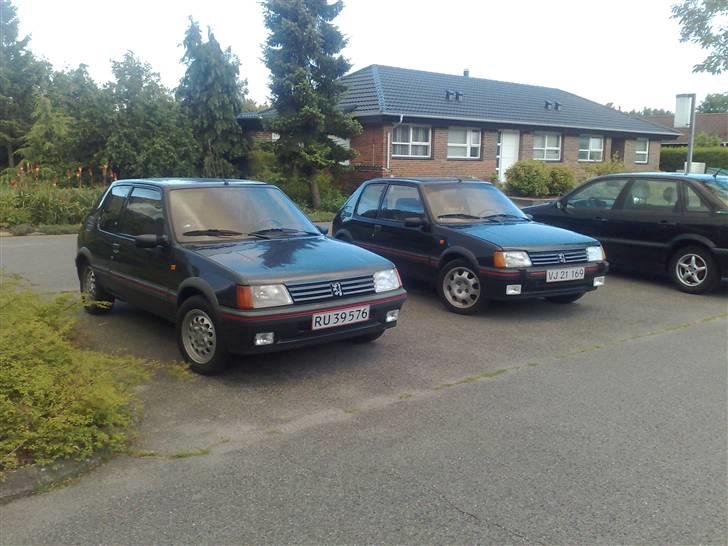 Peugeot 205 1.6 GTi - Lige et skud sammen med en vens 1.9 GTi billede 19