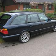 BMW 530i V8 Touring Aut. SOLGT